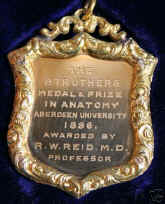 medal, Struthers Anatomy Prize, Aberdeen, 1896, award side.jpg (36442 bytes)