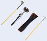 ophthalmic_eyelid_retractors_Tiemann_four_examples.jpg (39575 bytes)