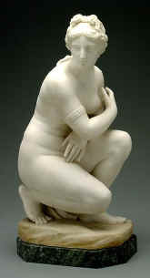 sculpture, Venus, crouching.jpg (28183 bytes)